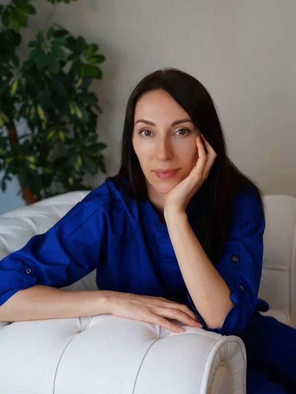 Вікторія Мельник
